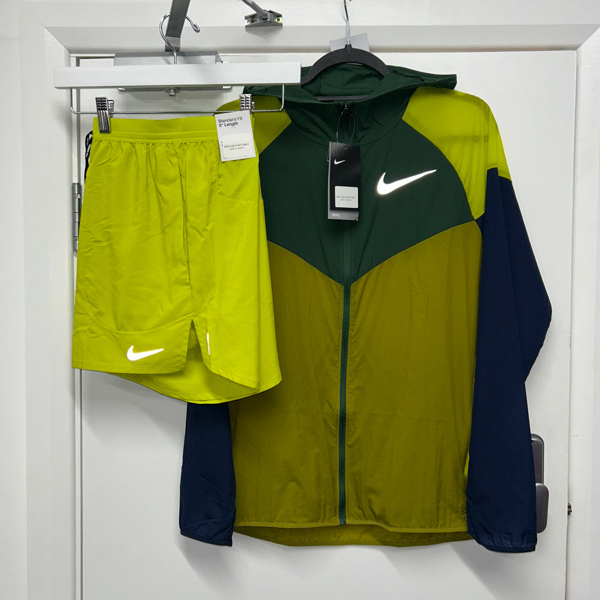 NIKE LIME GREEN SET