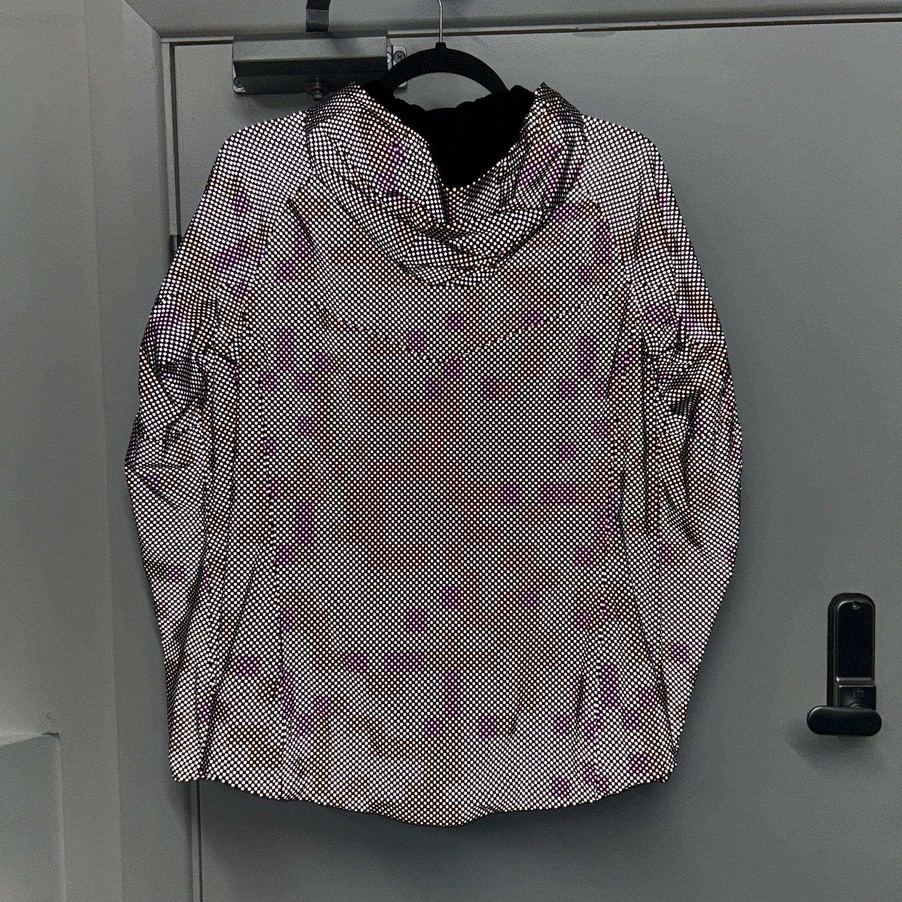 NIKE REFLECTIVE STORM-FIT