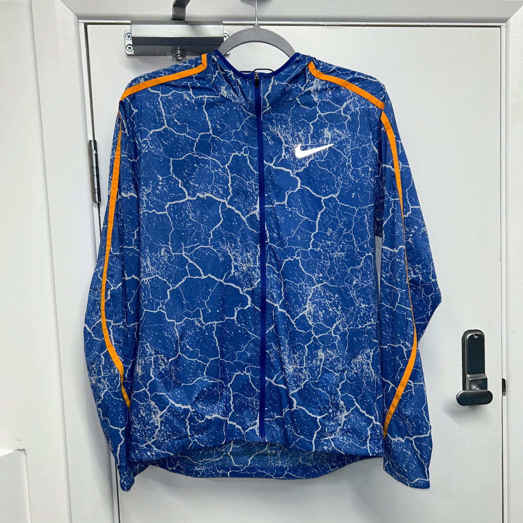 NIKE LIGHTNING JACKET