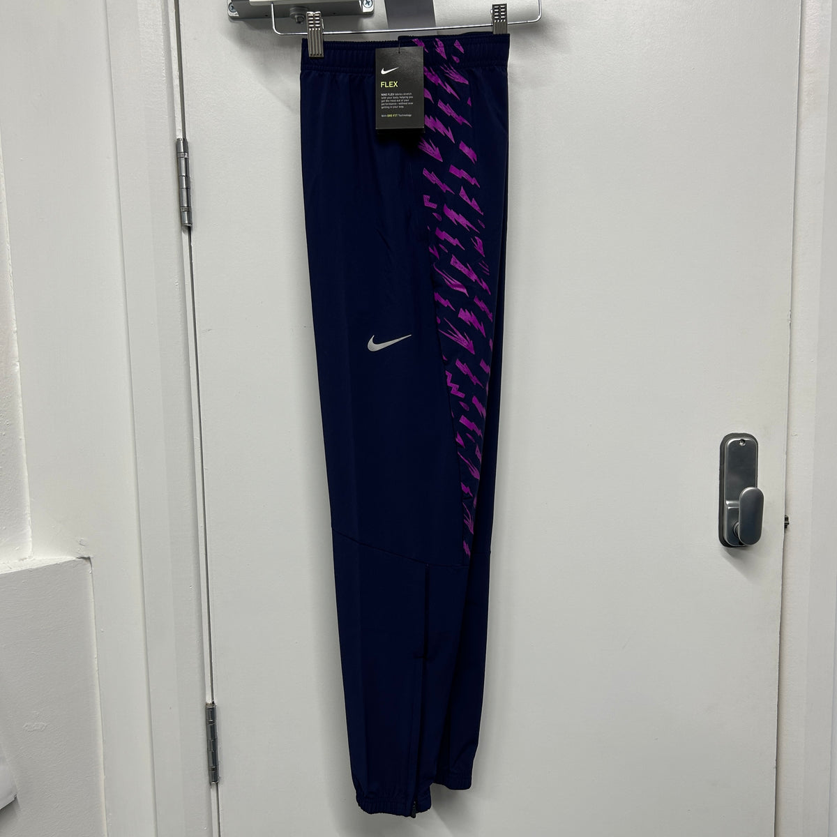 NIKE PURPLE BOLT FLEX PANTS