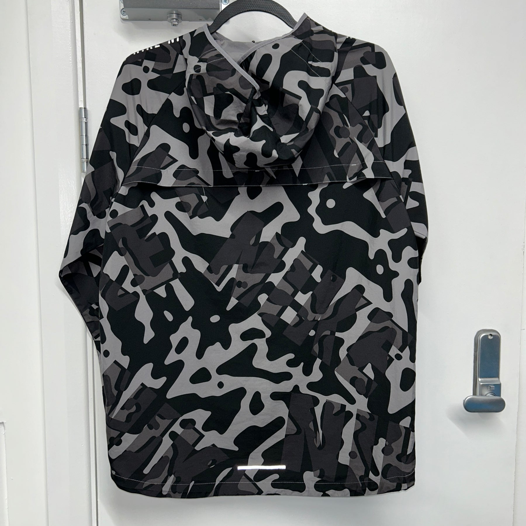 NIKE BLACK CAMO JACKET
