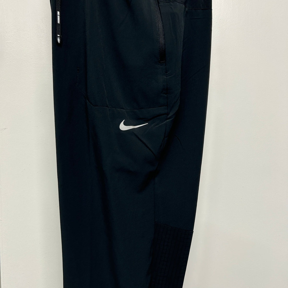 NIKE PHENOM TRAINING PANTS