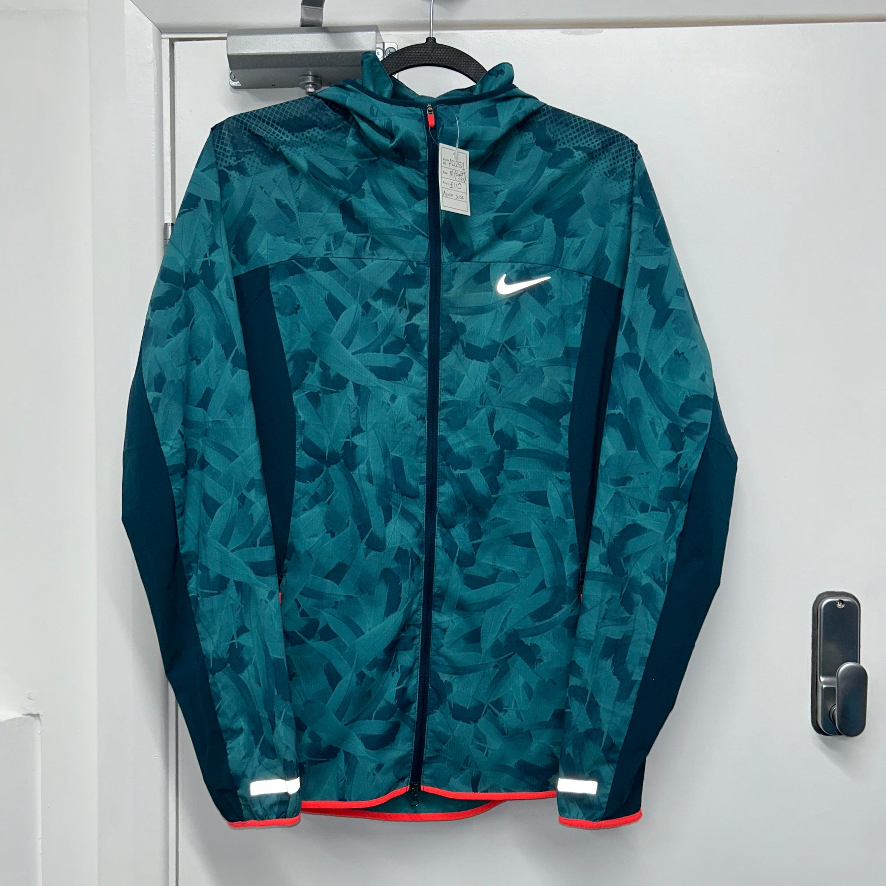 NIKE AQUA FEATHERS JACKET