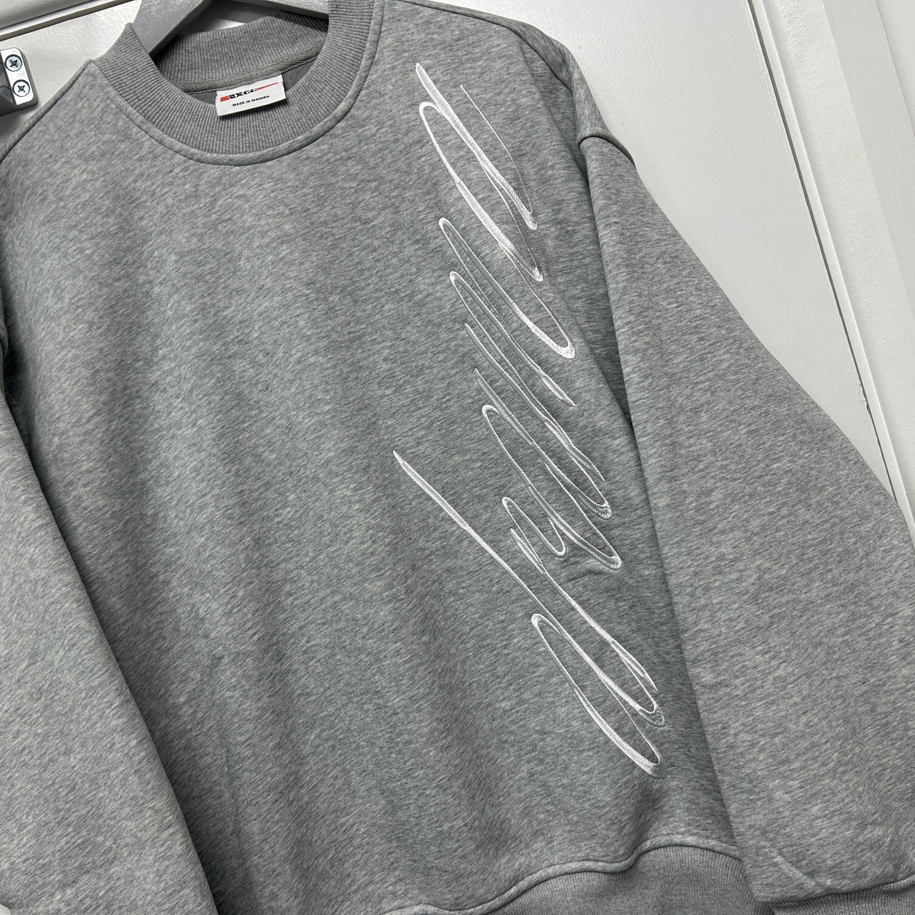 DRAMA FLEECE LINED SCRIPT CREWNECK