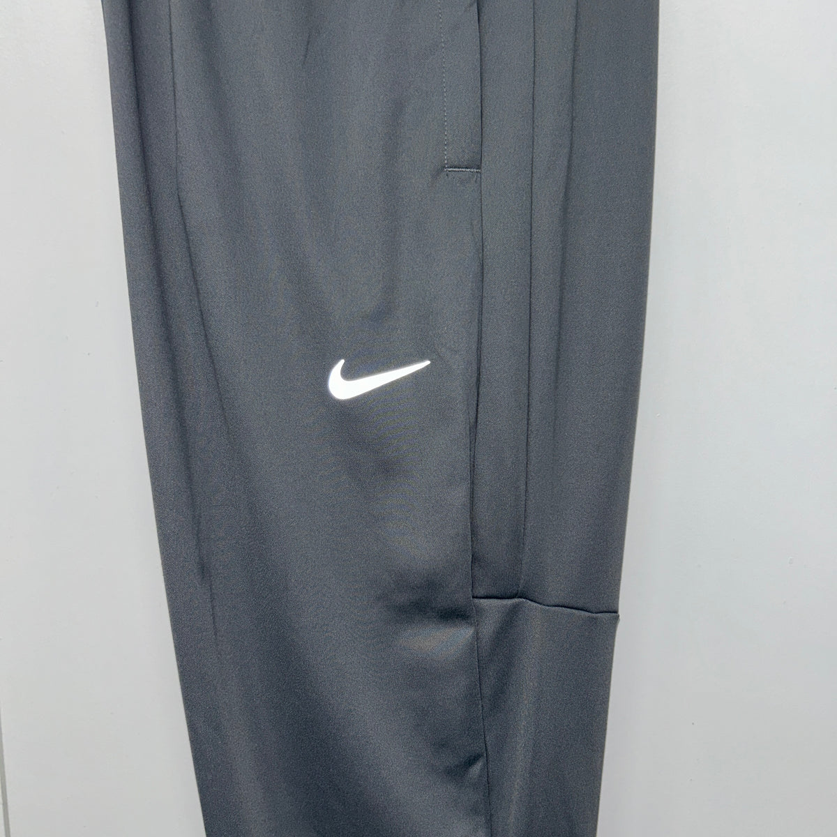 NIKE CHALLENGER PANTS - GREY
