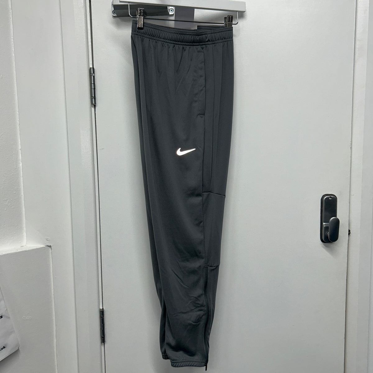NIKE CHALLENGER PANTS - GREY