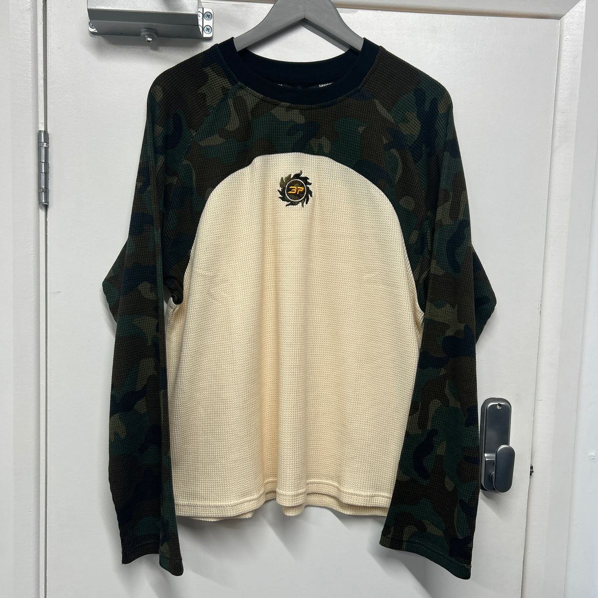 BROKEN PLANET WAFFLE CAMO CREWNECK