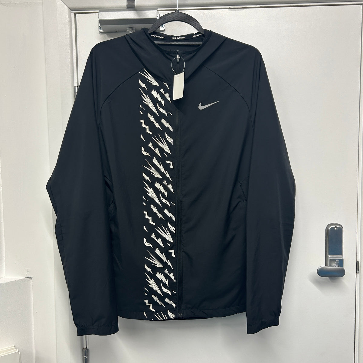 NIKE BOLT JACKET