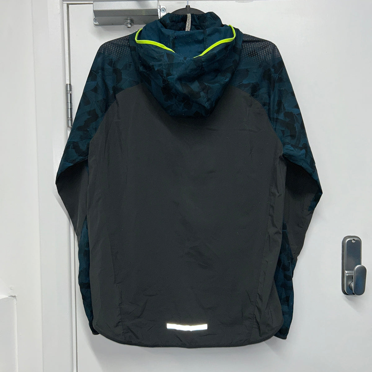 NIKE FEATHERS JACKET