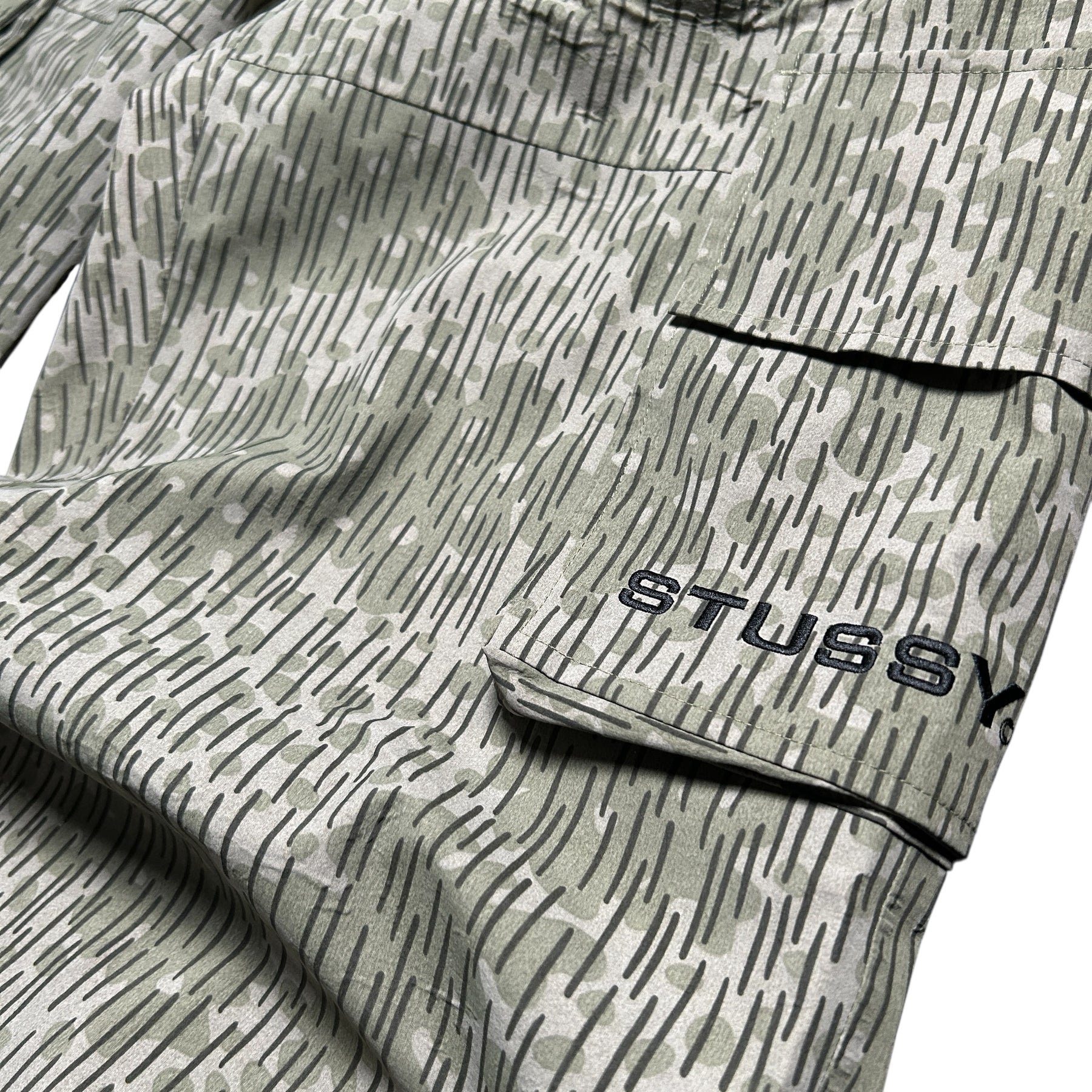 STUSSY RAINDROP CAMO CARGOS