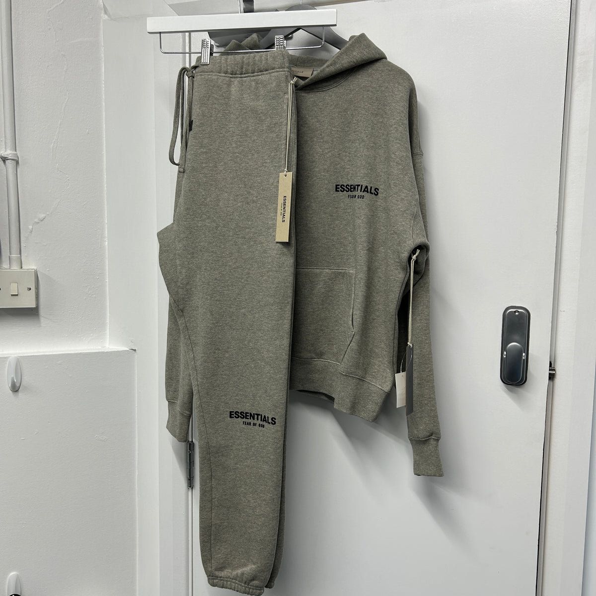 ESSENTIALS DARK OAT SS22 TRACKSUIT