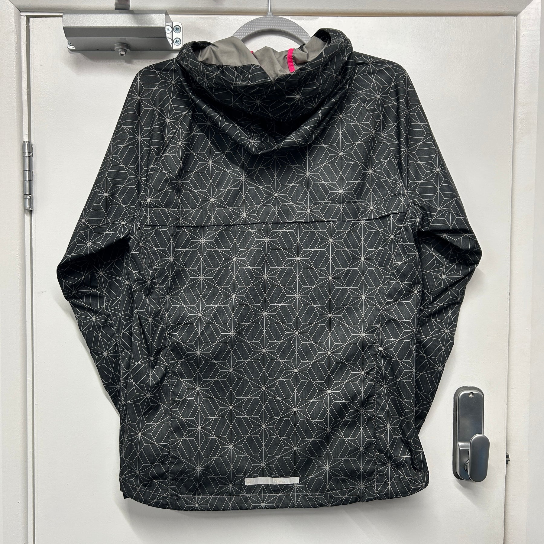 NIKE GEOMETRIC JACKET