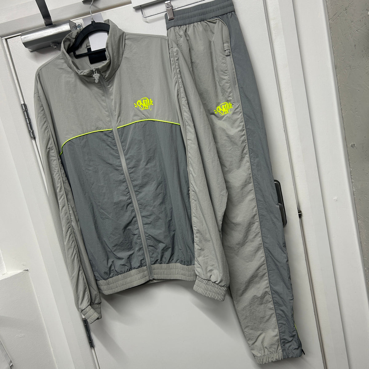 SYNA TRACKSUIT - NEON / GREY