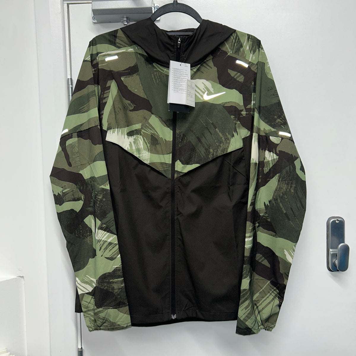 NIKE GREEN CAMO JACKET