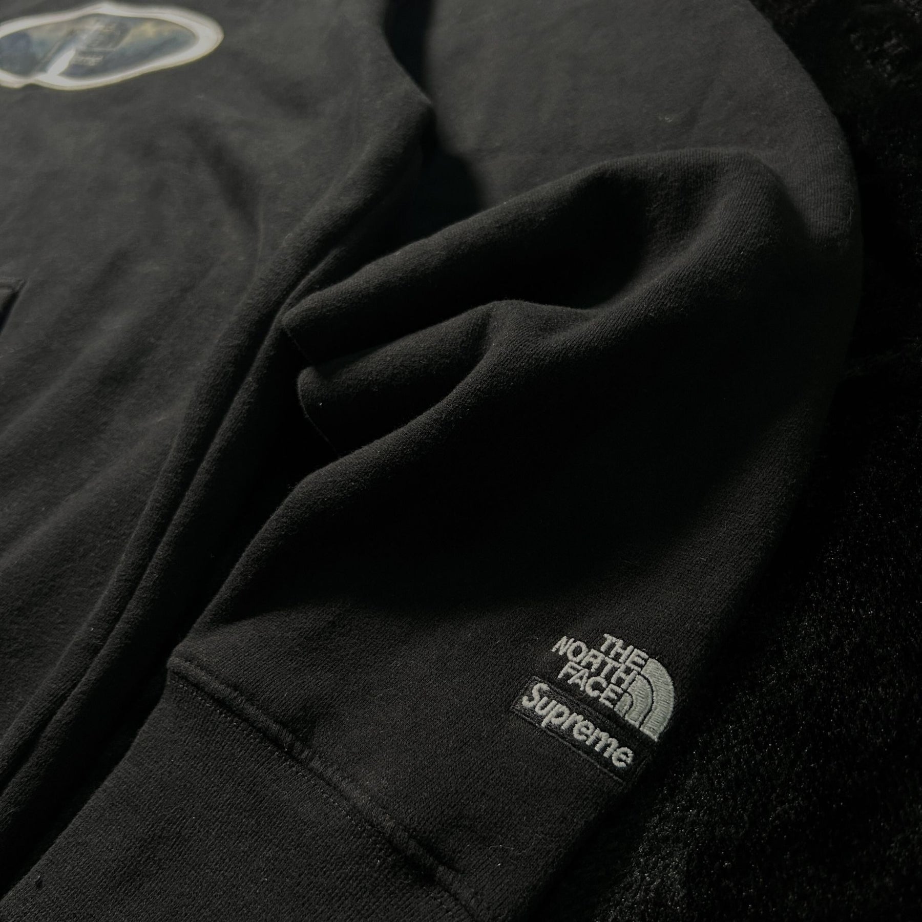 SUPREME X THE NORTH FACE HOODIE