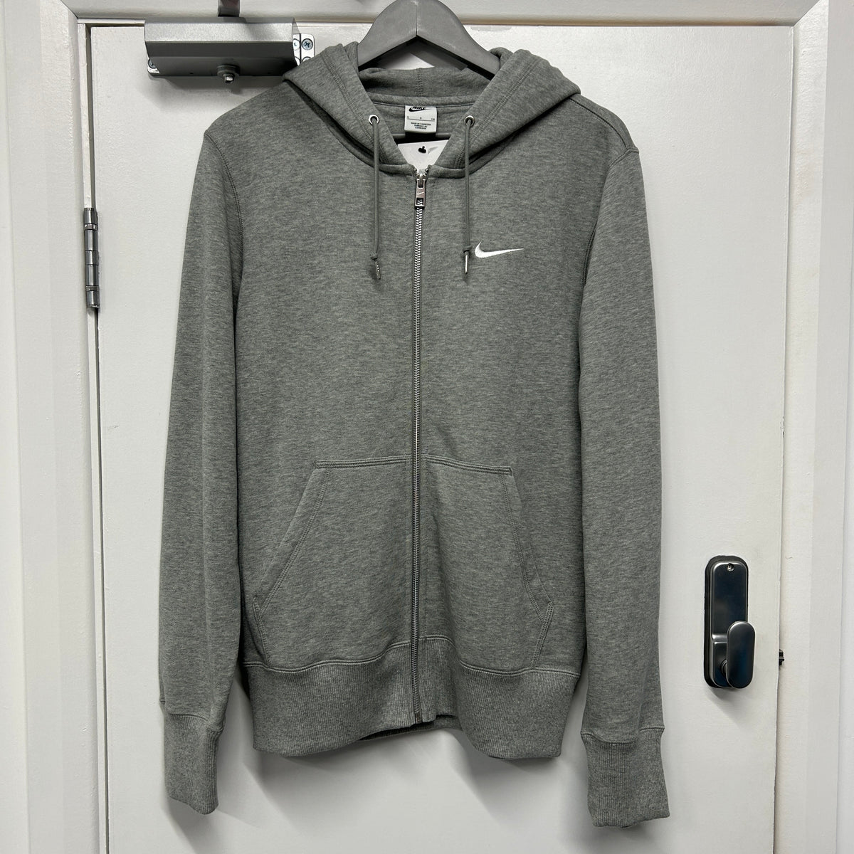 NIKE CLUB ZIP UP - GREY