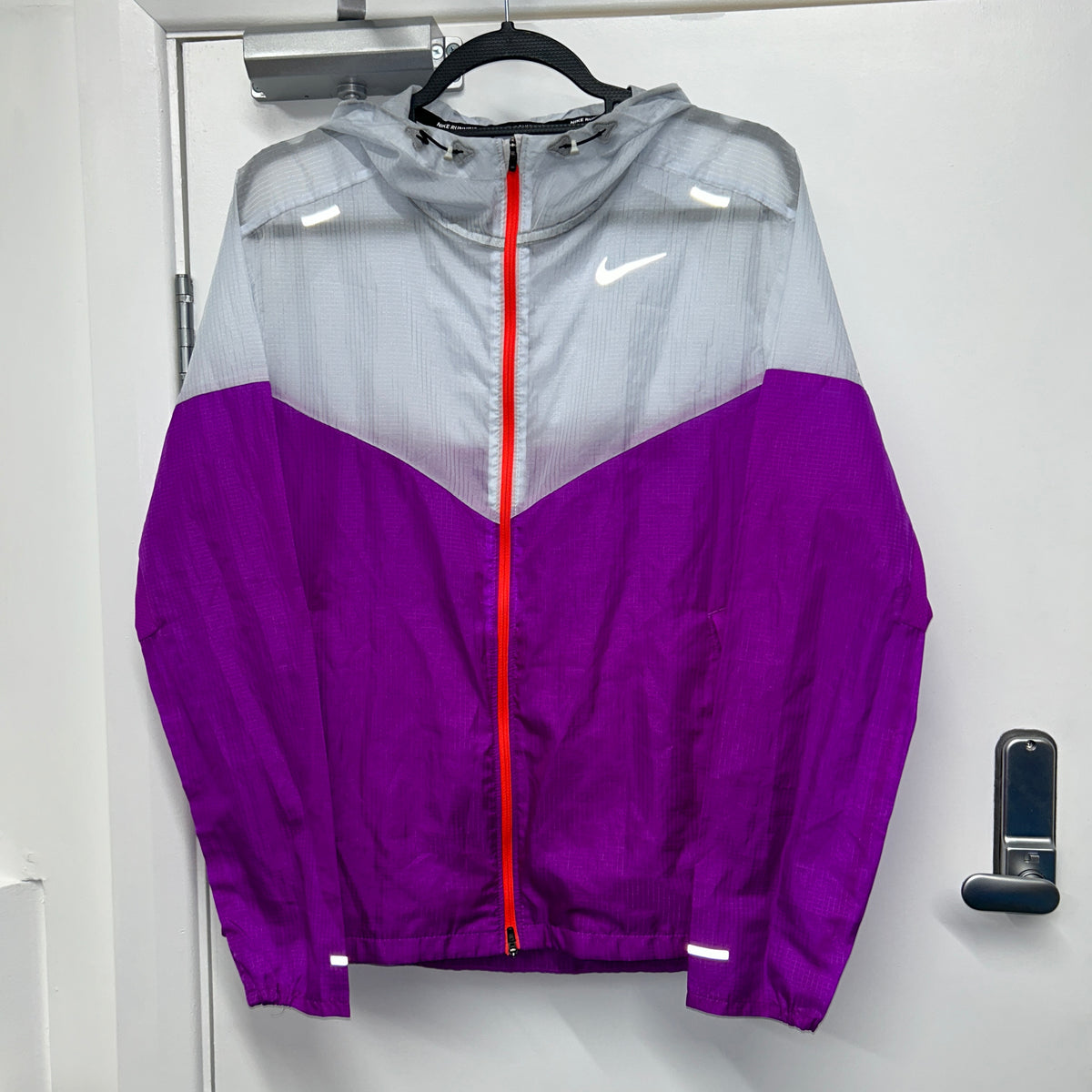NIKE PURPLE REPEL JACKET