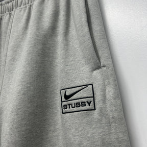 STUSSY x NIKE JOGGERS - GREY