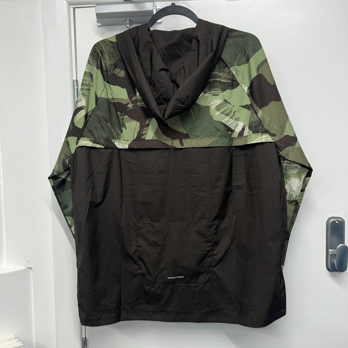 NIKE GREEN CAMO JACKET