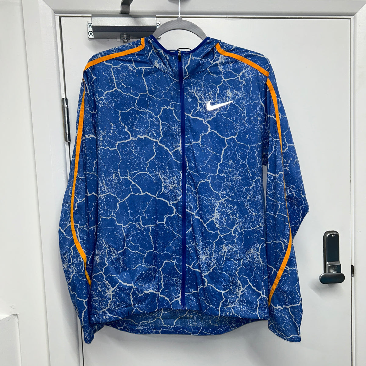 NIKE LIGHTNING JACKET