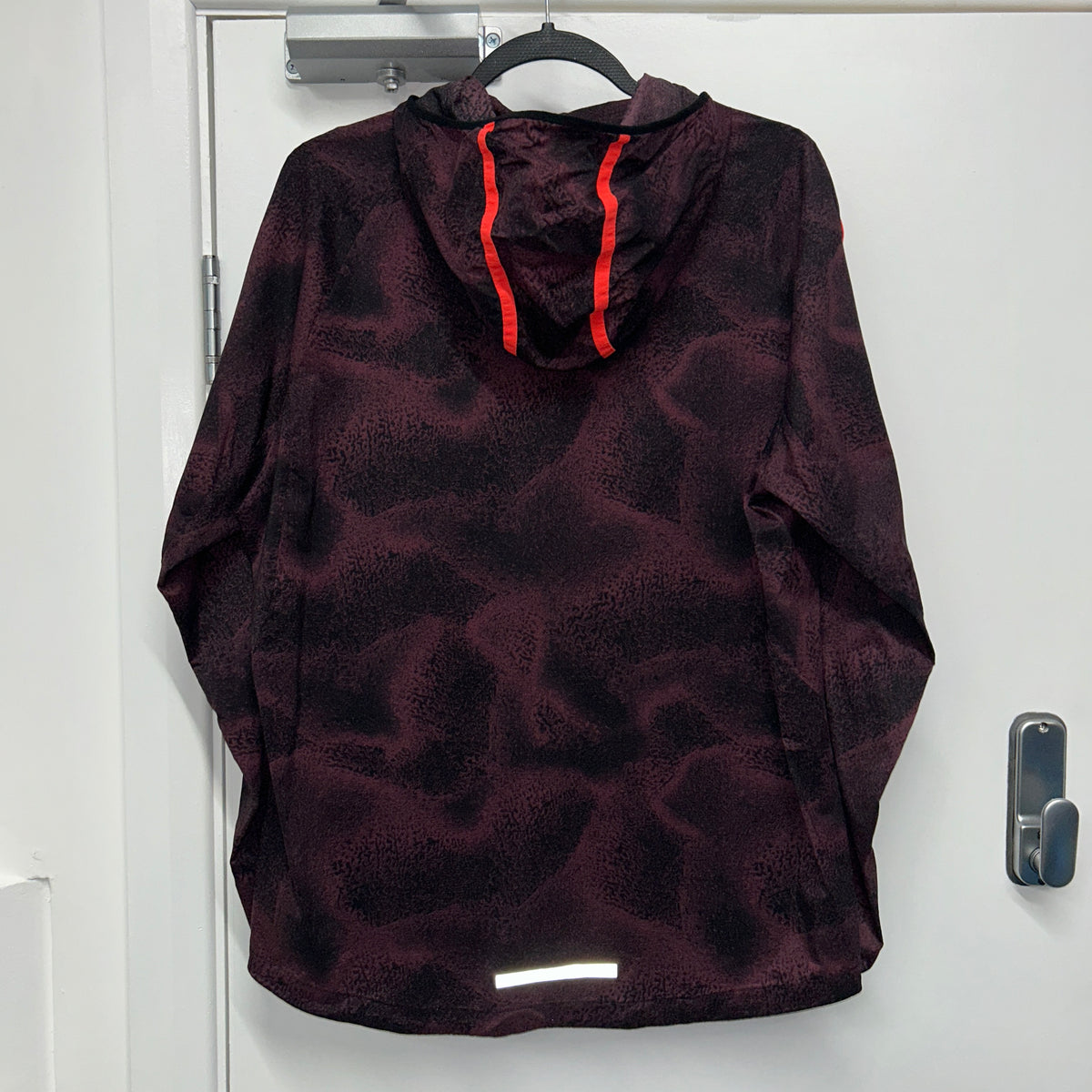 NIKE SPRAYPAINT JACKET
