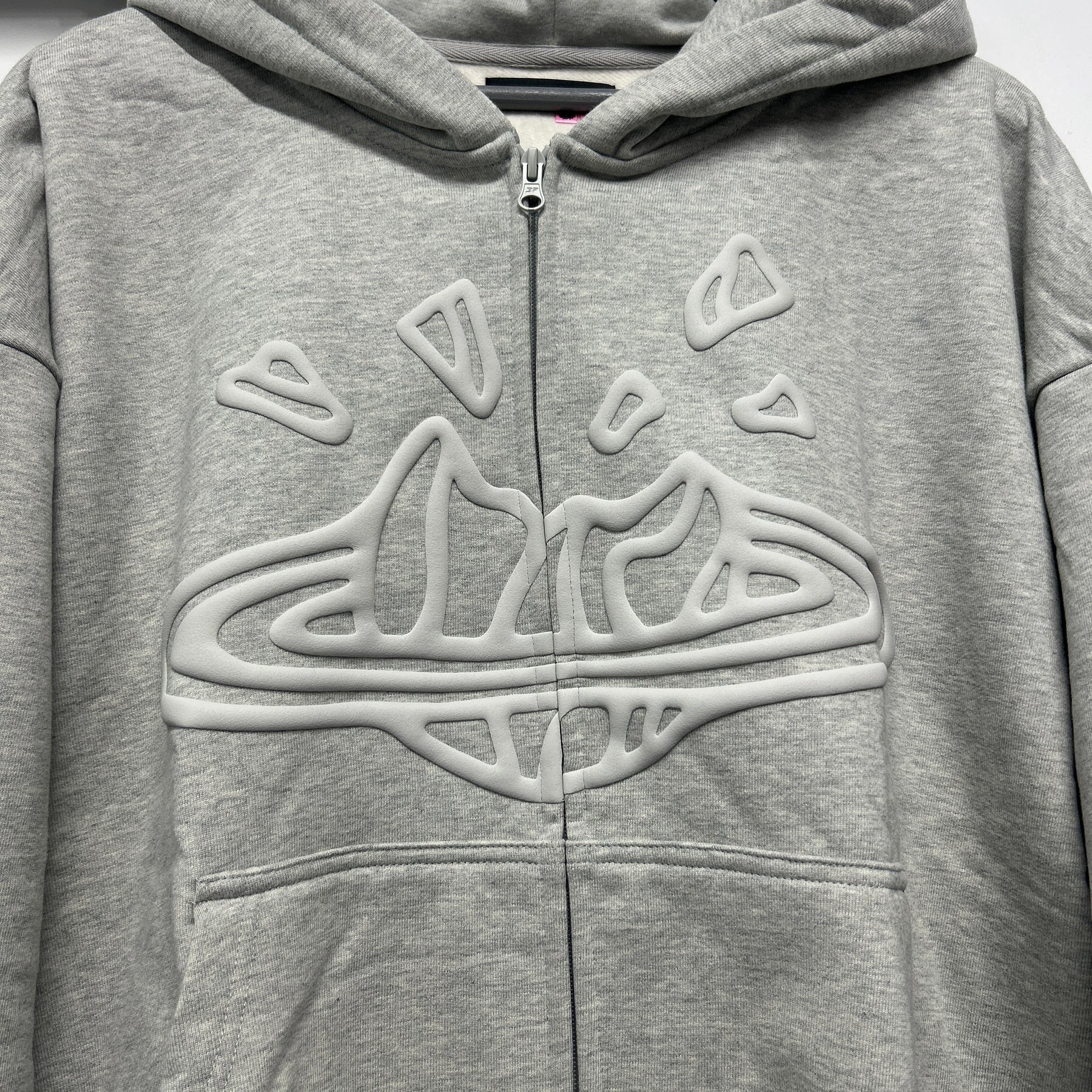 BROKEN PLANET PUFF ZIP-UP GREY