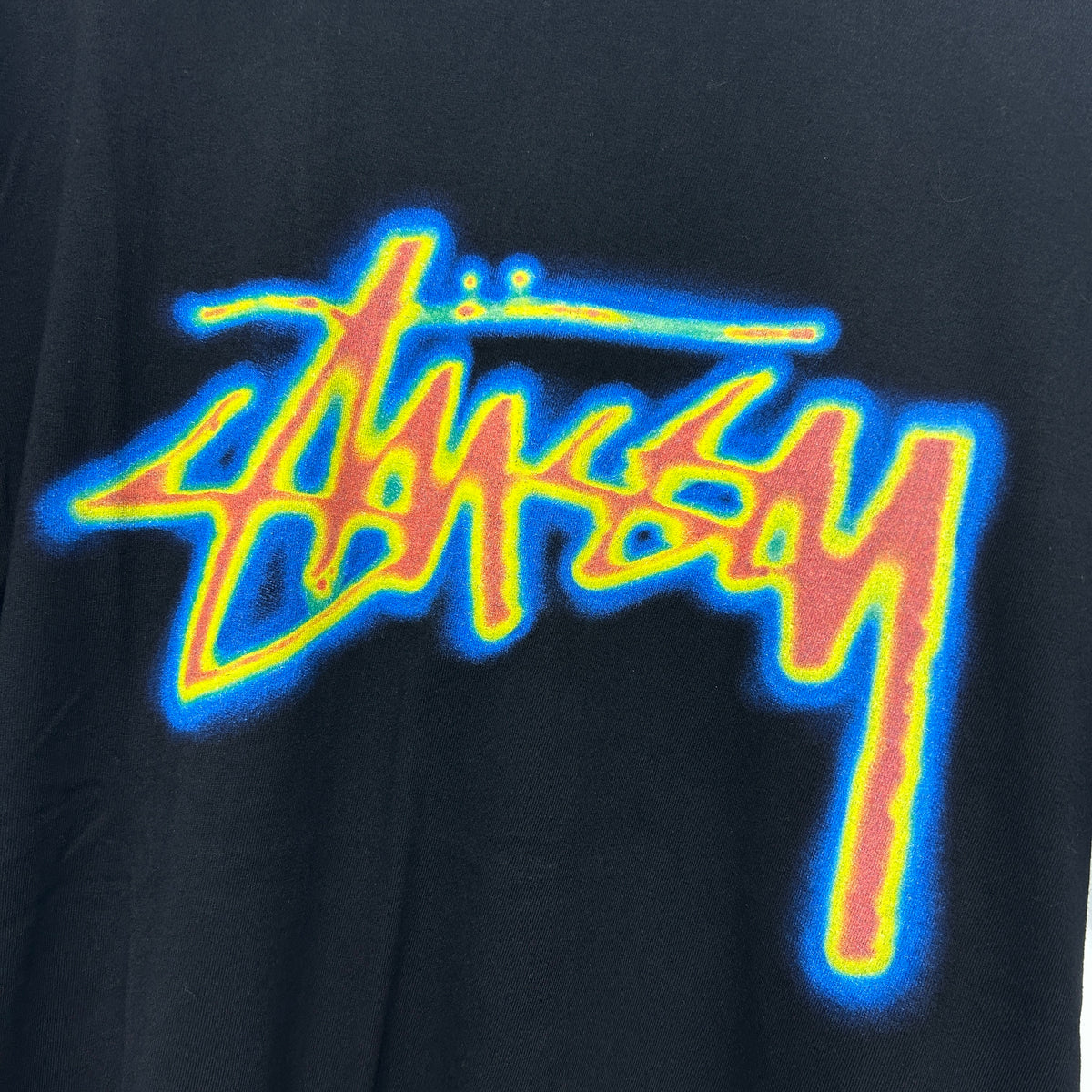 STUSSY HEAT TEE - BLACK