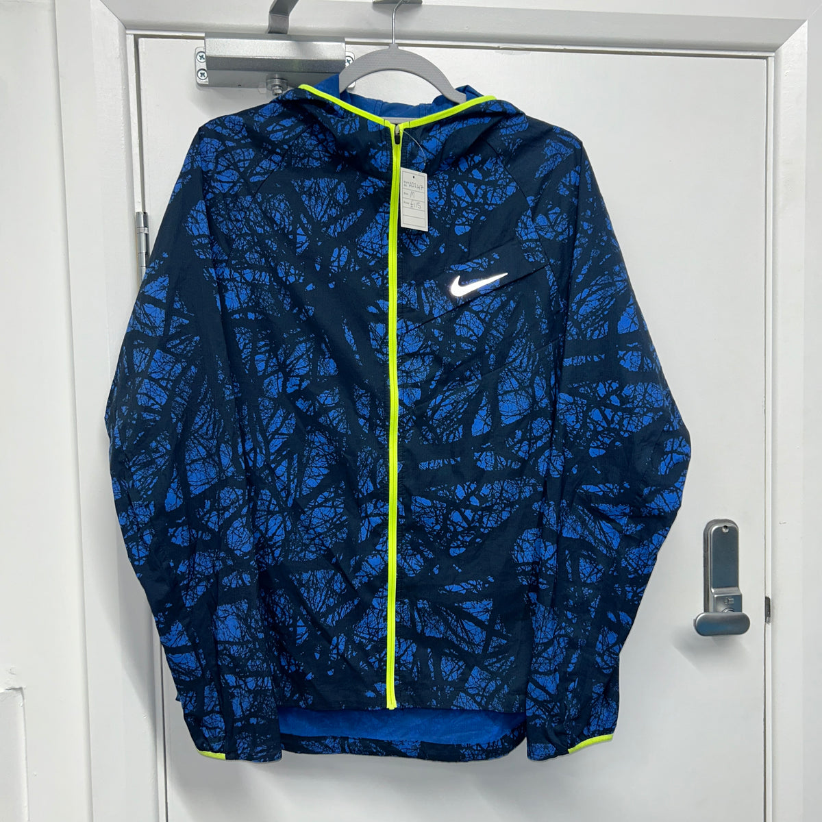 NIKE ENCHANTED FOREST JACKET