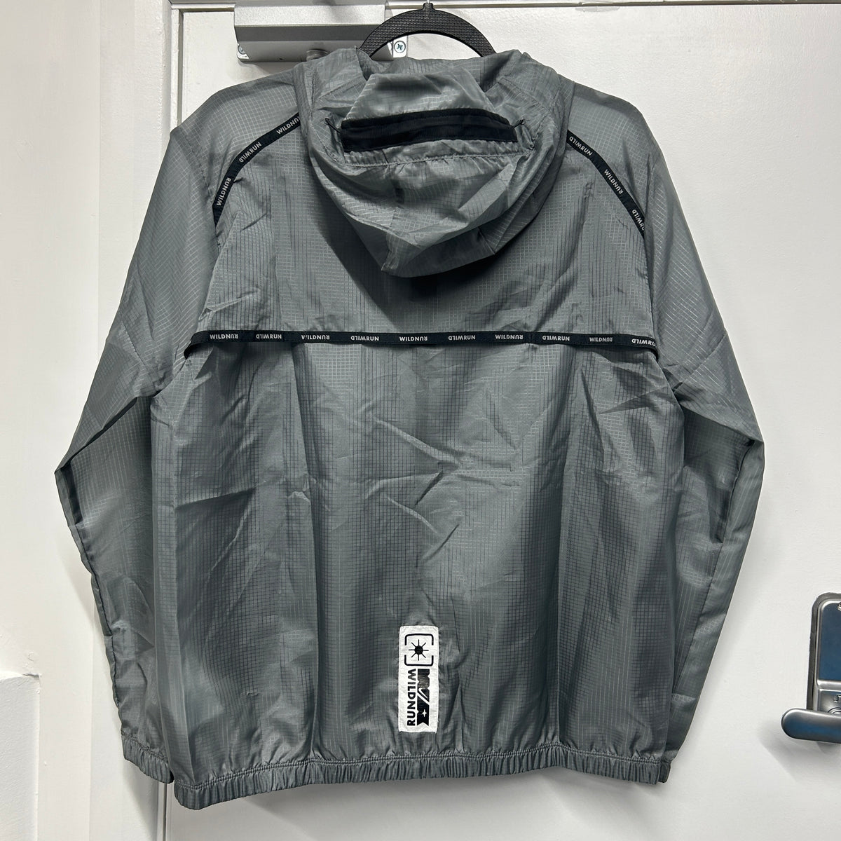 NIKE WILDRUN JACKET