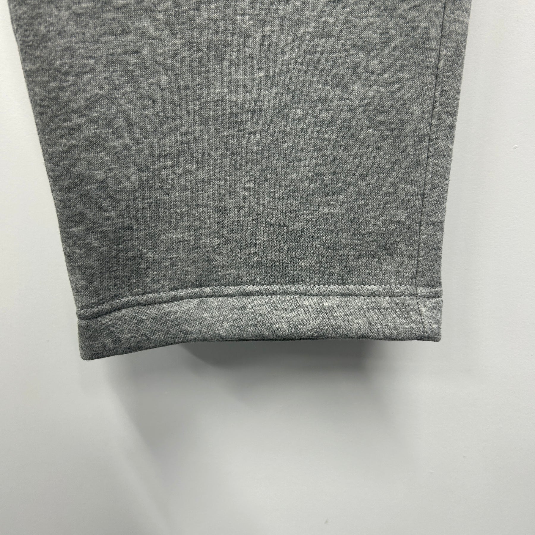 NIKE OPEN HEM FLEECE JOGGERS - GREY