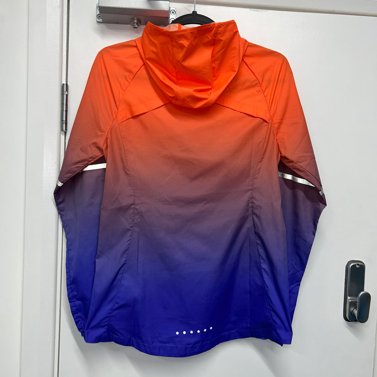 NIKE GRADIENT JACKET