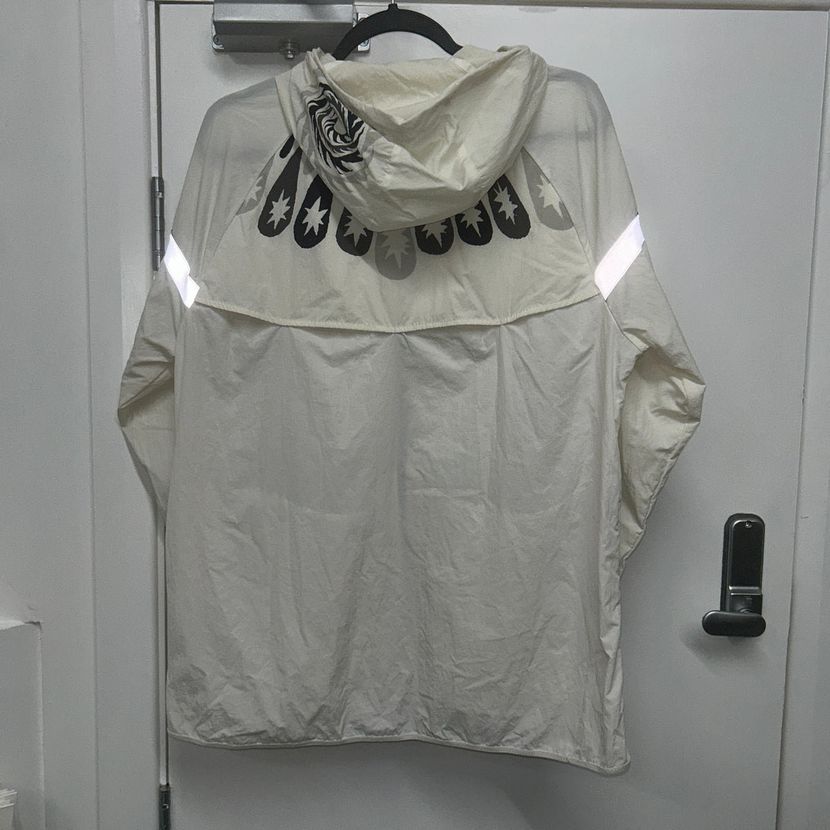 NIKE WHITE DRAGON JACKET
