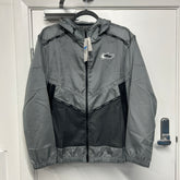 NIKE WILDRUN JACKET