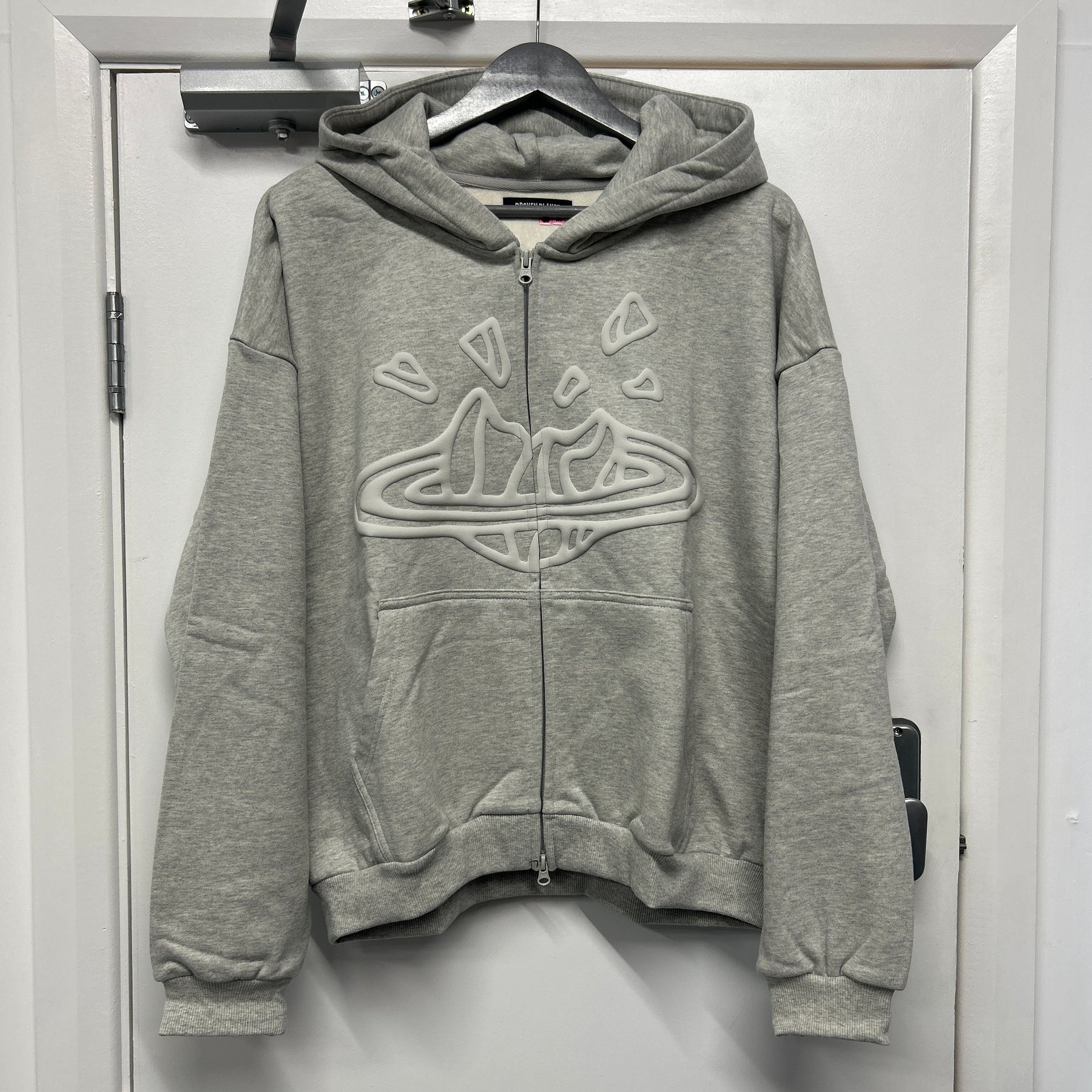 BROKEN PLANET PUFF ZIP-UP GREY