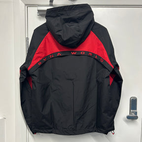 SYNA WINDBREAKER - RED