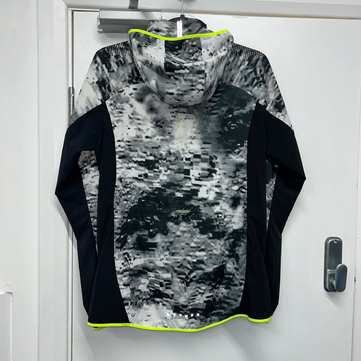 NIKE NEON KIGER JACKET
