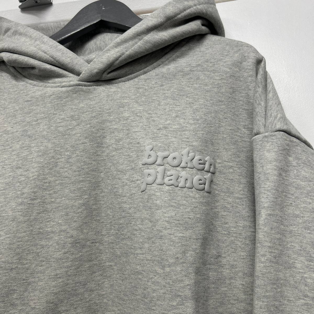BROKEN PLANET BASICS HOODIE GREY