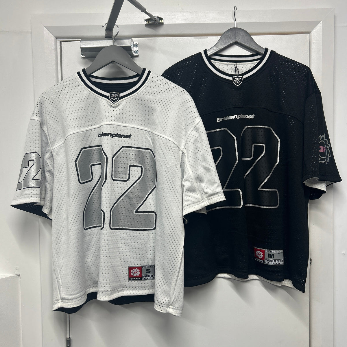 BROKEN PLANET REVERSIBLE JERSEY