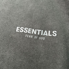 ESSENTIALS CREWNECK