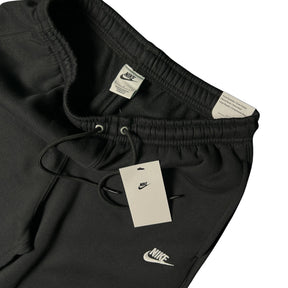 NIKE STRAIGHT LEG JOGGERS
