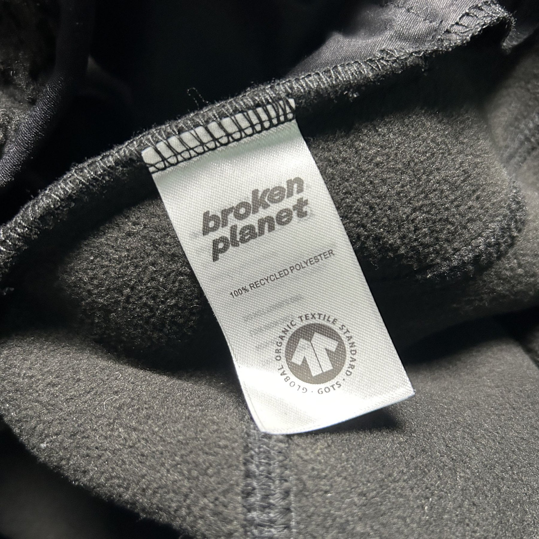 BROKEN PLANET FLEECE